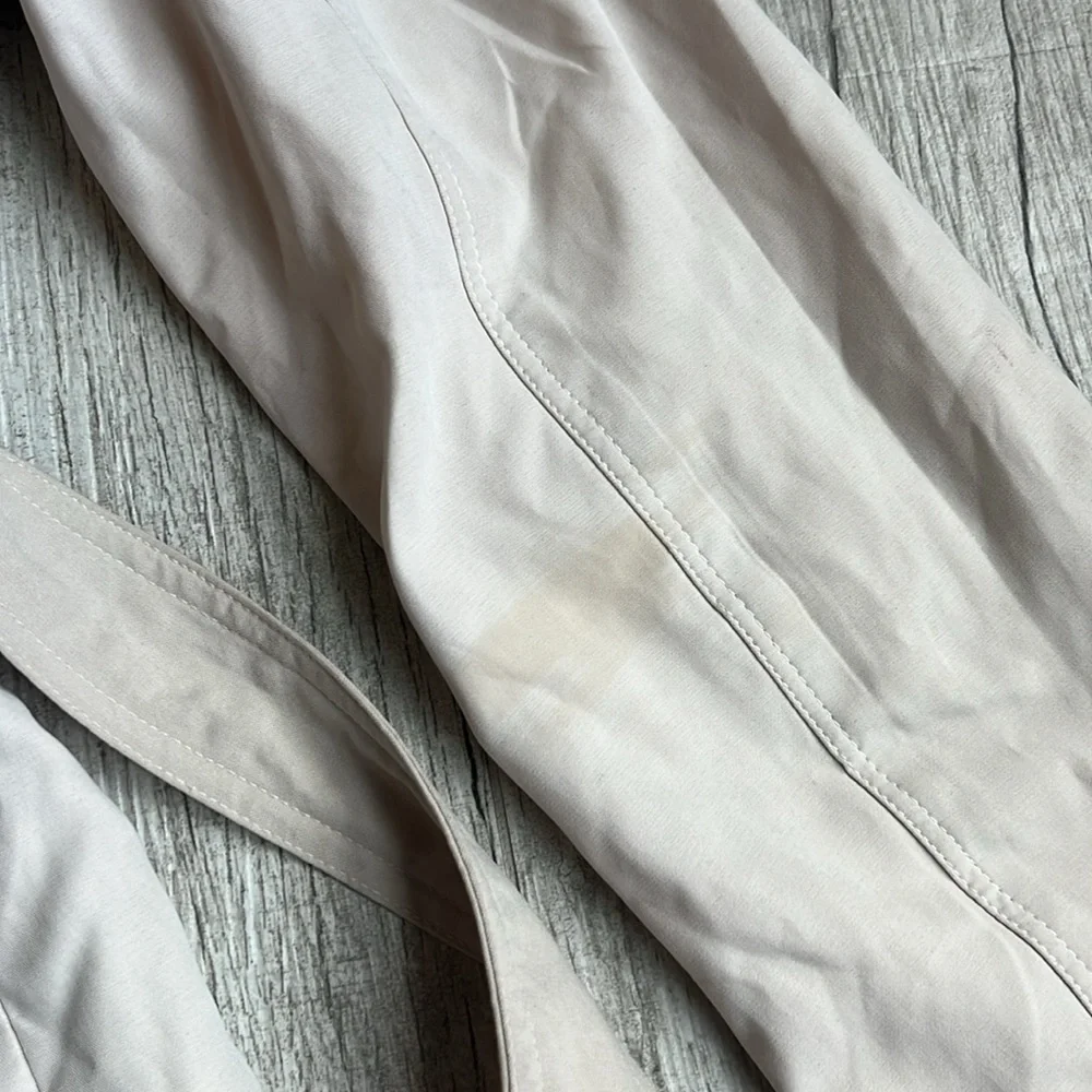 Dolce & Gabbana Cream Neutral Coat with‎ Waist Tie Size XXL